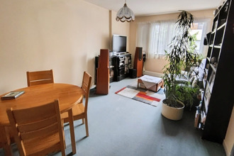 Ma-Cabane - Vente Appartement Suresnes, 71 m²