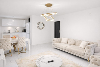 Ma-Cabane - Vente Appartement THONON-LES-BAINS, 63 m²