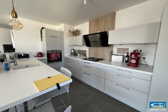 Ma-Cabane - Vente Appartement Tournon-sur-Rhône, 80 m²