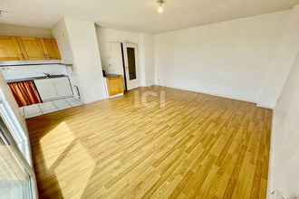 Ma-Cabane - Vente Appartement TREILLIERES, 45 m²