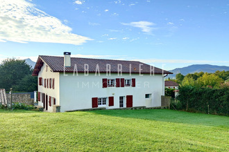 Ma-Cabane - Vente Appartement URRUGNE, 217 m²