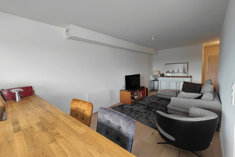 Ma-Cabane - Vente Appartement VAIRES-SUR-MARNE, 59 m²