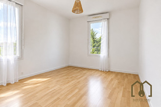 Ma-Cabane - Vente Appartement Vaulx-en-Velin, 76 m²