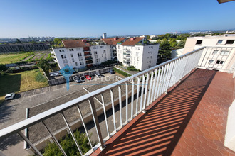 Ma-Cabane - Vente Appartement Vénissieux, 62 m²