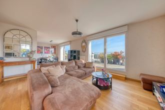 Ma-Cabane - Vente Appartement VEZIN-LE-COQUET, 98 m²