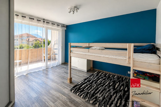 Ma-Cabane - Vente Appartement Ville-la-Grand, 63 m²