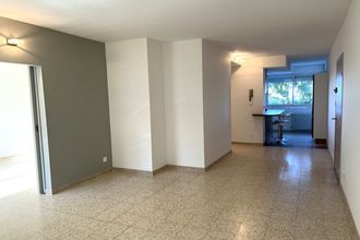Ma-Cabane - Vente Appartement VILLENEUVE-LES-AVIGNON, 63 m²