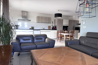 Ma-Cabane - Vente Appartement VILLENEUVE-LES-AVIGNON, 84 m²