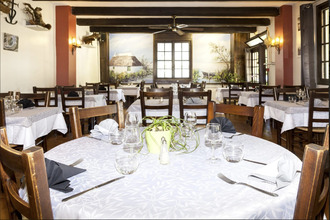 Ma-Cabane - Vente Boutique Arles, 392 m²