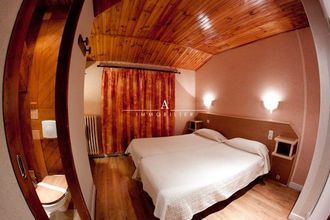 Ma-Cabane - Vente Boutique Bourg-d'Oueil, 1180 m²