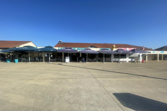 Ma-Cabane - Vente Boutique Giffaumont-Champaubert, 246 m²