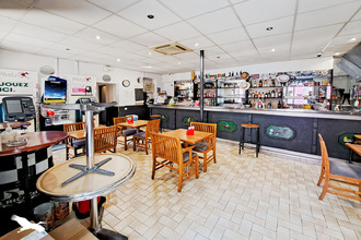 Ma-Cabane - Vente Boutique MARSEILLE 9, 46 m²