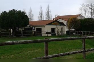 Ma-Cabane - Vente Boutique MONCOUTANT, 1 m²