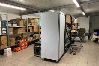 Ma-Cabane - Vente Boutique MONTCHANIN, 656 m²