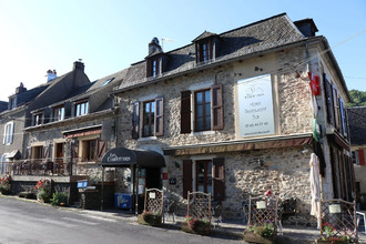 Ma-Cabane - Vente Boutique Saint-Chély-d'Aubrac, 880 m²