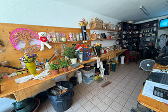 Ma-Cabane - Vente Boutique SAINT-SIMEON-DE-BRESSIEUX, 97 m²