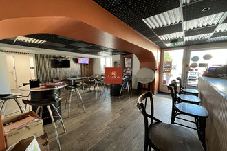 Ma-Cabane - Vente Boutique Simplé, 226 m²
