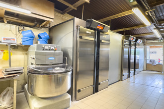 Ma-Cabane - Vente Boutique Vernoux-en-Vivarais, 350 m²