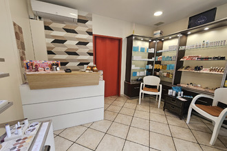 Ma-Cabane - Vente Boutique Vinay, 50 m²