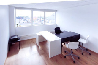 Ma-Cabane - Vente Divers Carpiquet, 1200 m²