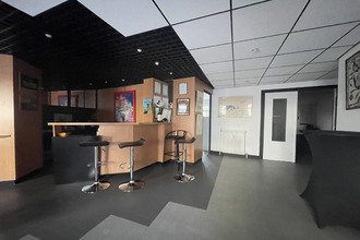 Ma-Cabane - Vente Divers Clermont-Ferrand, 256 m²