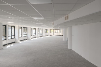 Ma-Cabane - Vente Divers Grenoble, 317 m²