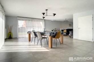 Ma-Cabane - Vente Divers MERIGNIES, 162 m²