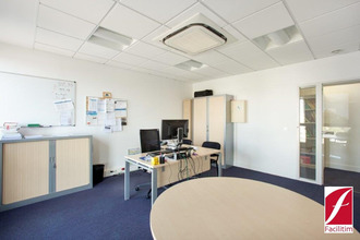 Ma-Cabane - Vente Divers Montigny-le-Bretonneux, 433 m²