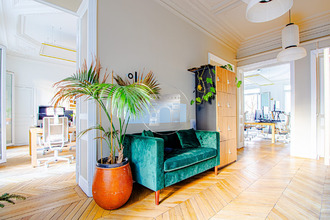 Ma-Cabane - Vente Divers Paris, 208 m²