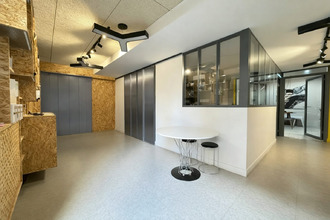 Ma-Cabane - Vente Divers PARIS, 74 m²