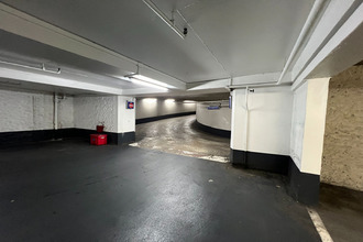 Ma-Cabane - Vente Divers PARIS 9, 0 m²