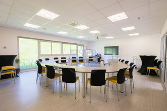 Ma-Cabane - Vente Divers Privas, 1214 m²
