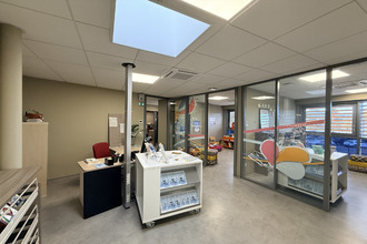 Ma-Cabane - Vente Divers Roquebrune-sur-Argens, 200 m²