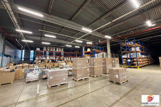 Ma-Cabane - Vente Local commercial Val-de-Reuil, 5282 m²