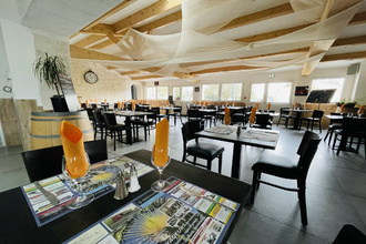 Ma-Cabane - Vente Immeuble Champagné-les-Marais, 485 m²