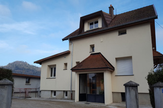 Ma-Cabane - Vente Immeuble CHAMPAGNOLE, 165 m²