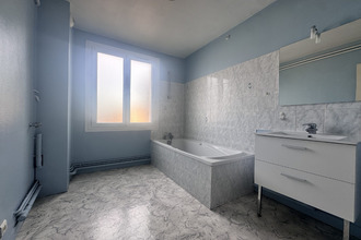 Ma-Cabane - Vente Immeuble Clermont-Ferrand, 210 m²