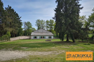 Ma-Cabane - Vente Immeuble Coullons, 600 m²