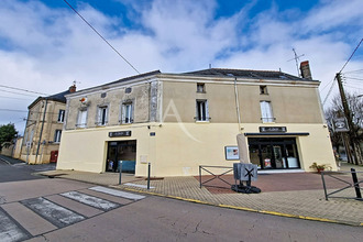 Ma-Cabane - Vente Immeuble DOUE-LA-FONTAINE, 266 m²