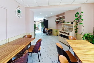 Ma-Cabane - Vente Immeuble DOUE-LA-FONTAINE, 266 m²