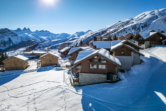 Ma-Cabane - Vente Immeuble Fontcouverte-la-Toussuire, 750 m²