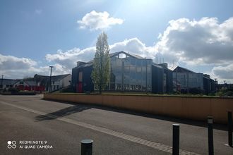 Ma-Cabane - Vente Immeuble LANDIVISIAU, 500 m²