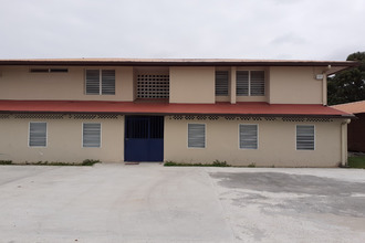 Ma-Cabane - Vente Immeuble Matoury, 330 m²