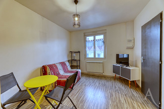 Ma-Cabane - Vente Immeuble MONTAIGU, 124 m²