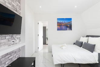 Ma-Cabane - Vente Immeuble Paray-Vieille-Poste, 411 m²