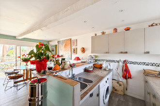 Ma-Cabane - Vente Immeuble PLAN-DE-CUQUES, 76 m²