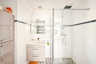 Ma-Cabane - Vente Immeuble PLAN-DE-CUQUES, 76 m²