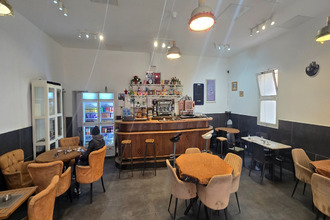 Ma-Cabane - Vente Immeuble PORT-DE-BOUC, 336 m²