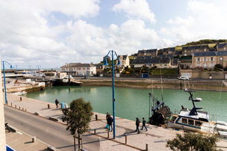 Ma-Cabane - Vente Immeuble Port-en-Bessin-Huppain, 78 m²