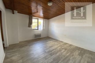 Ma-Cabane - Vente Immeuble Ruelle-sur-Touvre, 226 m²